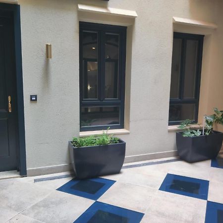 One One Two Hotel Valletta Exterior photo